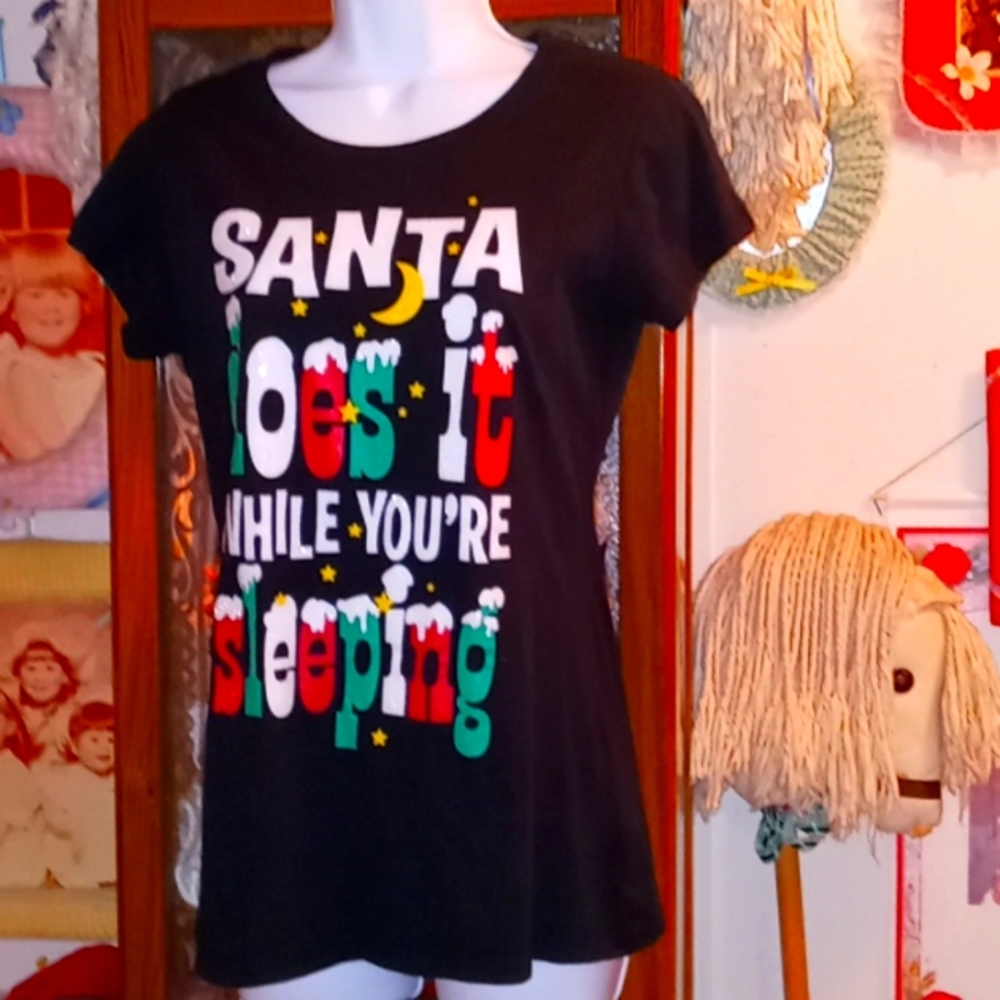Ladies, Slim Fit, Sparkly & Colorful, Christmas 🎄 T-Shirt with Attitude😜
